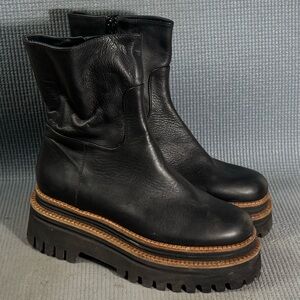 Paloma Barcelo Black Leather Platform Ankle Boots with Tan Trim